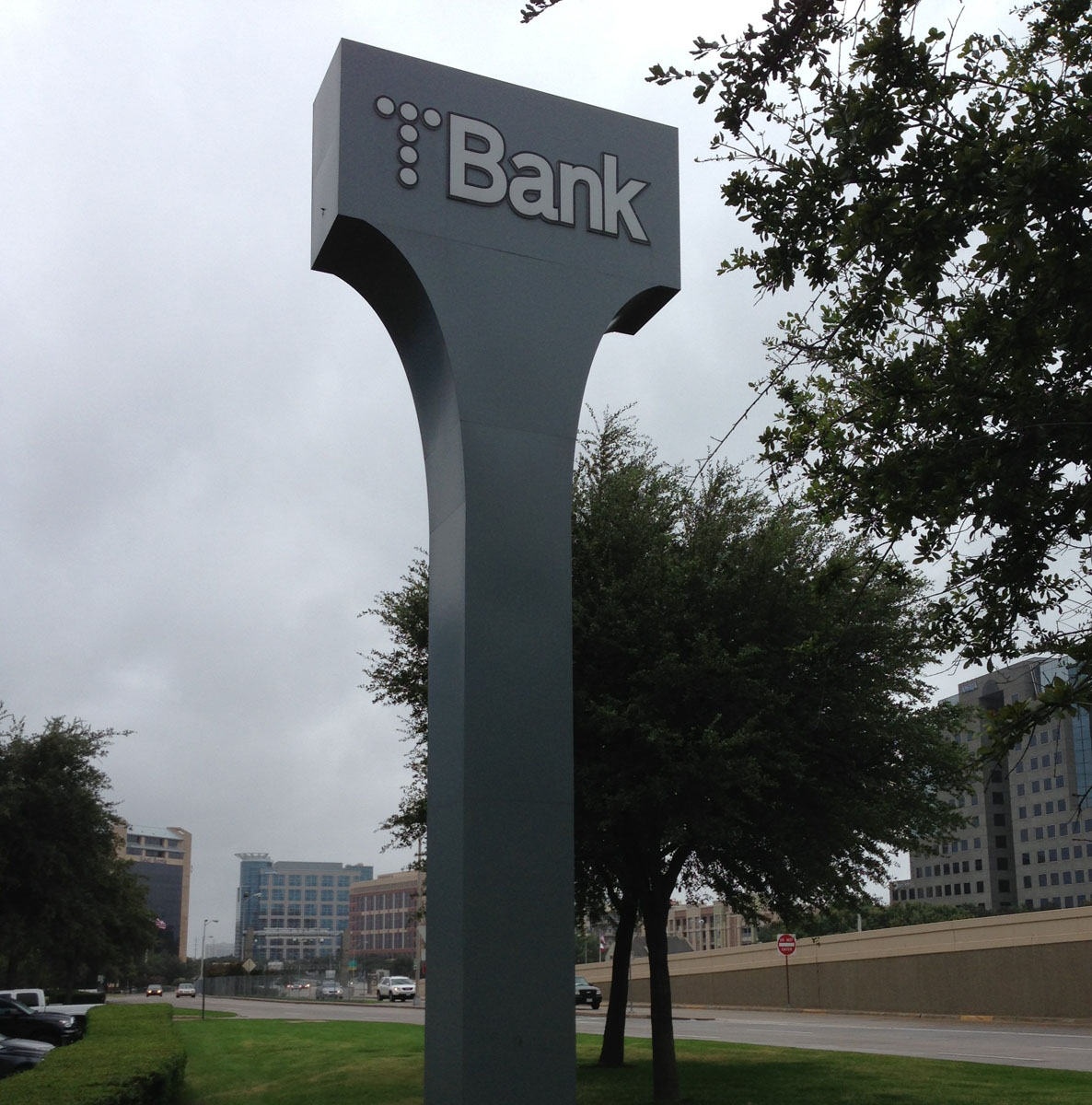 Pylon sign for T Bank installed by Priority Signs & Graphics in Dallas Fort Worth