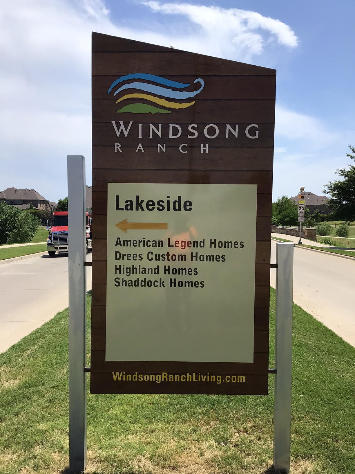 Post sign of Windsong Ranch installed by Priority Signs & Graphics in Dallas, TX