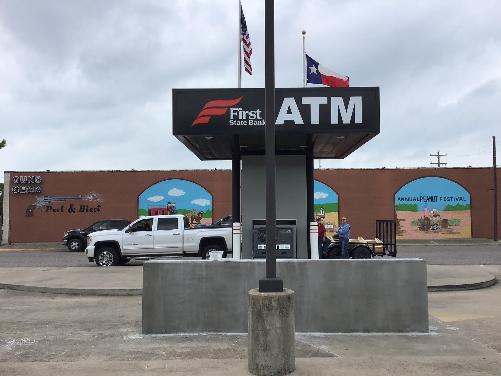 Cabinet sign of First State Bank installed by Priority Signs & Graphics in Dallas, TX
