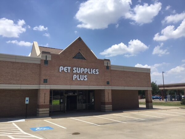 Pet Supplies Plus channel letters offered by Priority Signs & Graphics in Dallas, TX